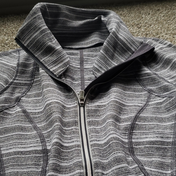 Lululemon Pacesetter Pullover Zip Long Sleeve 4 - Picture 3 of 6